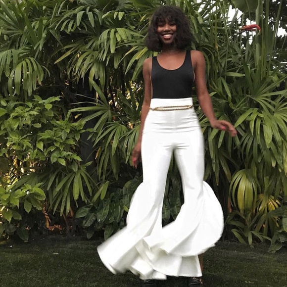 white ruffle bottom pants